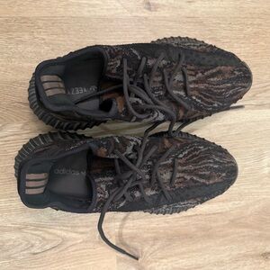 Yeezy 350 V2 MX Rock